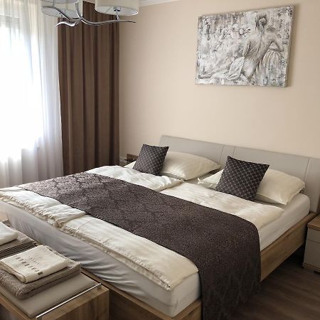 Leiner Apartman Hévíz Exterior foto