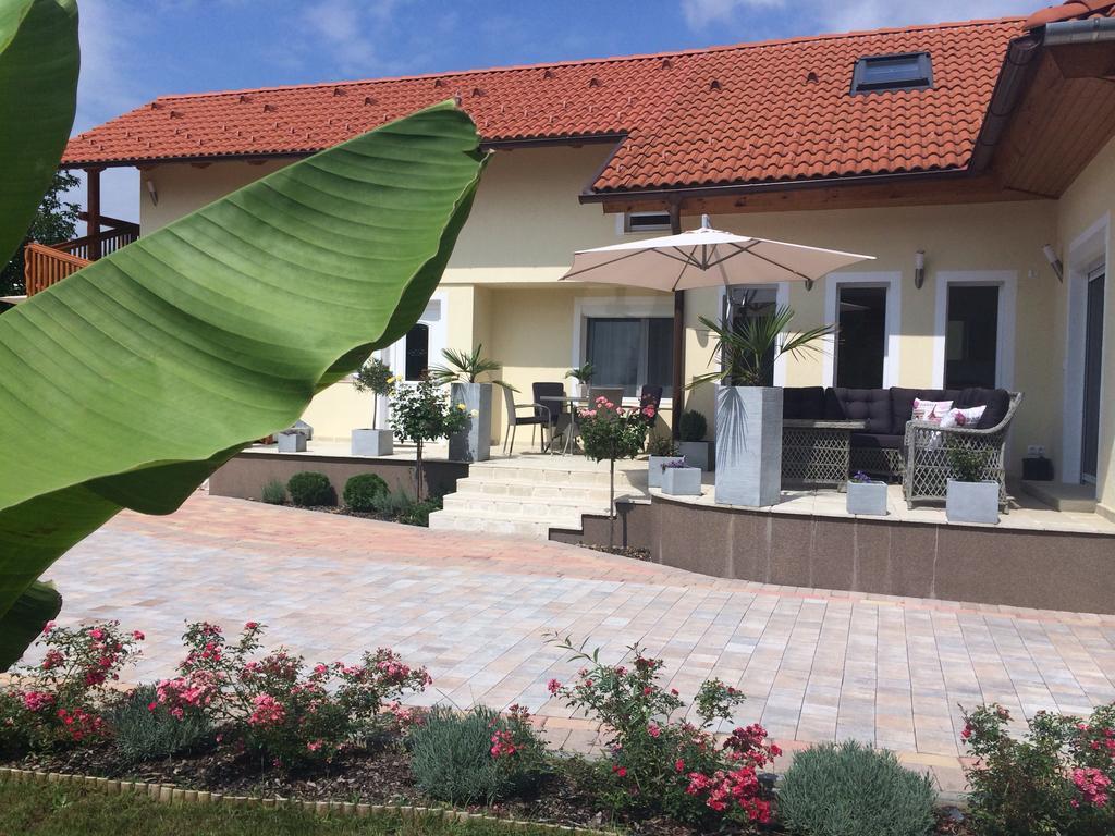 Leiner Apartman Hévíz Habitación foto