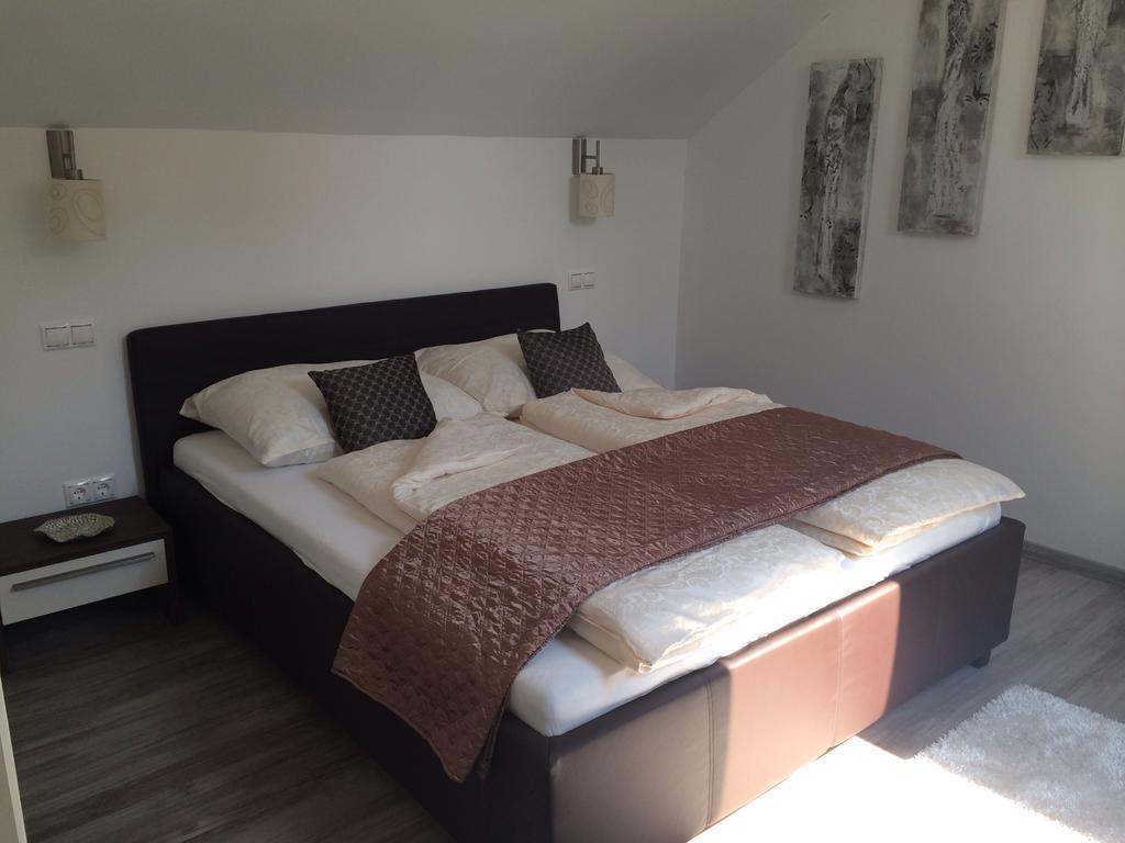 Leiner Apartman Hévíz Habitación foto